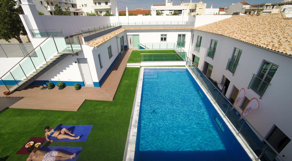 Peralux Hotel Exterior photo